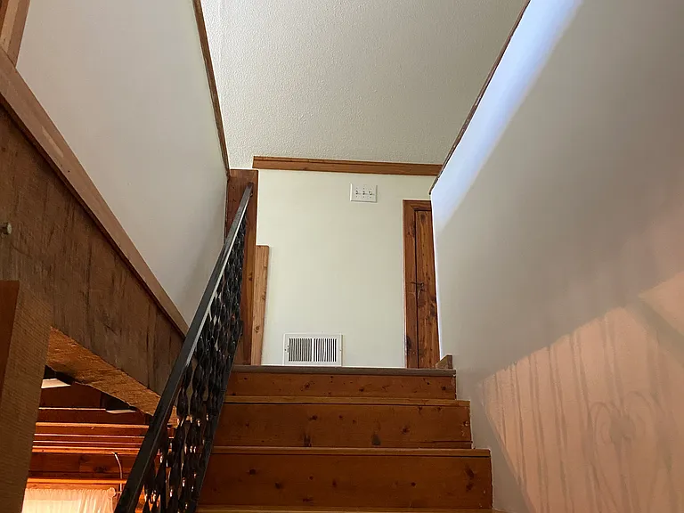 195 Emerald Dr #B — Photo 40