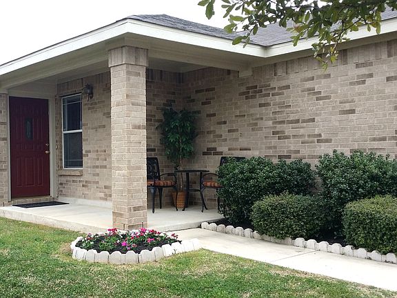 2nd image of 206 Mesa Dr