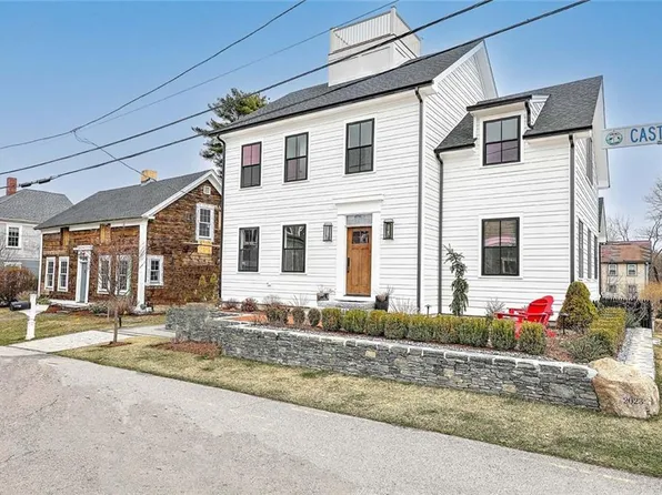 28 Castle St, East Greenwich, RI 02818