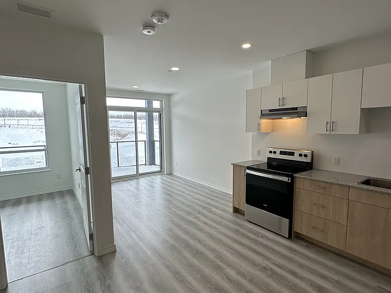 191 Elmira Rd S #409 — Photo 4
