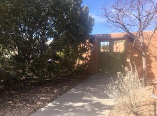 115 La Senda Rd, White Rock, NM 87544