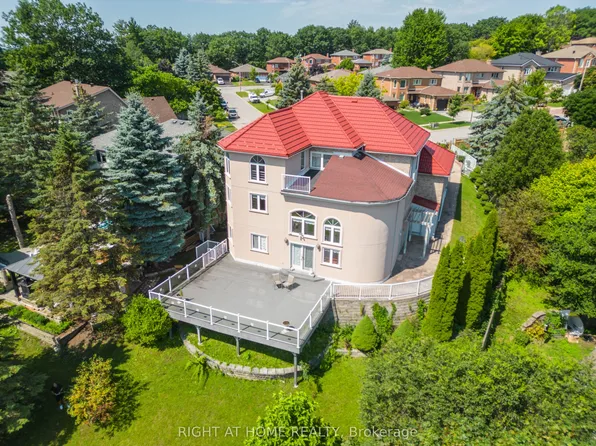 11 Thackeray Cres, Barrie, ON L4N 6J6