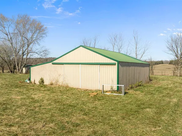 18996 Louisville Rd, Park City, KY 42160