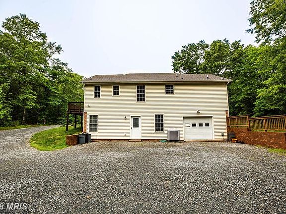 Exterior (Rear)