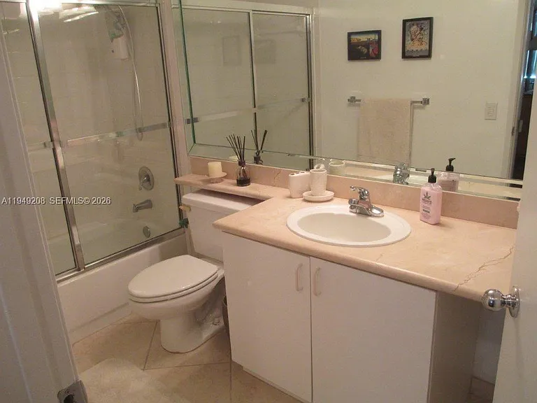 19901 E Country Club Dr #2202 — Photo 8