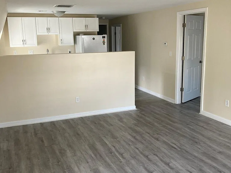 157 South Ave #3 — Photo 5