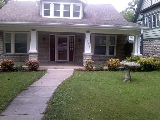 1st image of 1918 Ashwood Ave APT 1