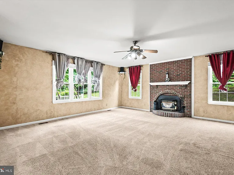80 Stonewall Dr — Photo 14