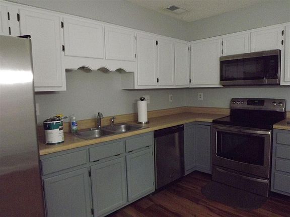 3rd image of 6943 Northknoll Ave