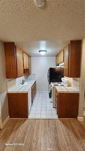 3565 Linden Ave Photo 1