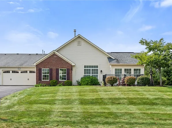 2233 Southview Dr, Harmony, PA 16037