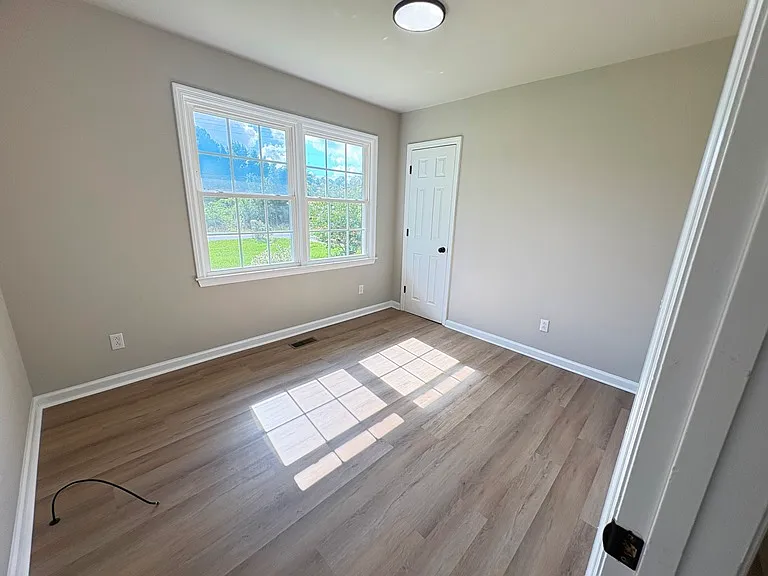 304 Belltown Rd — Photo 6