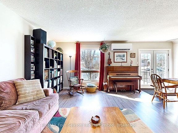5th image of 74 Telfer Rd