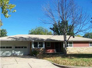 958 Lexington Rd, Wichita, KS 67218