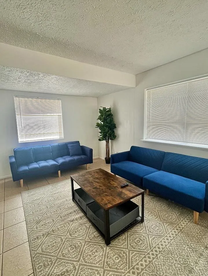 6717 N Snowflake Dr — Photo 3