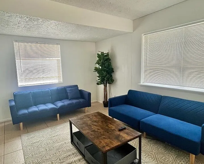 6717 N Snowflake Dr — Photo 3