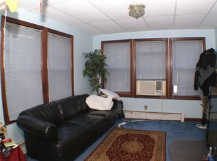 48 Henry St, Somerset, NJ 08873