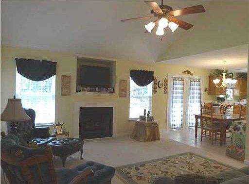 4th image of 1999 Hardwood Ln