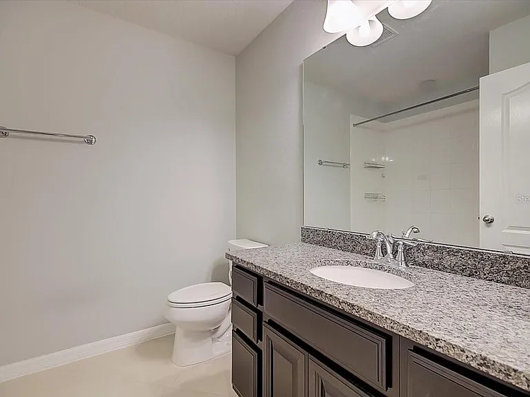 2136 Lennox Dale Ln — Photo 8