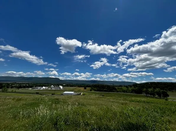 Turkey Knob Rd, Quicksburg, VA 22847