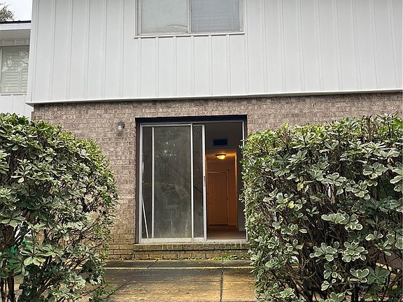 5th image of 1500 Demere Rd APT A7