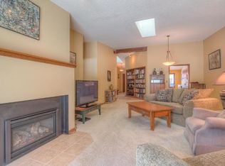 15615 40th Ave N, Plymouth, MN 55446