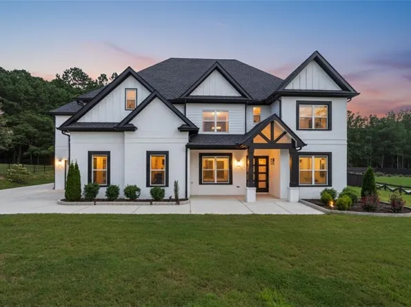 1011 Nours Cir, Lawrenceville, GA 30045