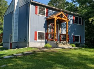 93 Rabbit Run Rd, Plattekill, NY 12515