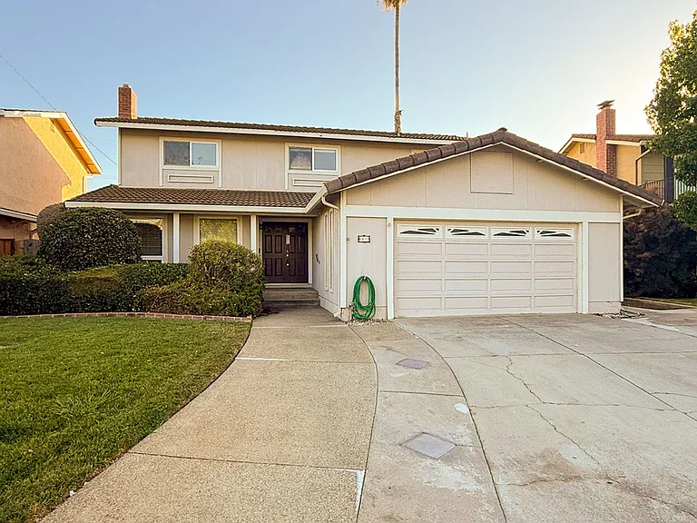 6403 Tamalpais Ave — Photo 1