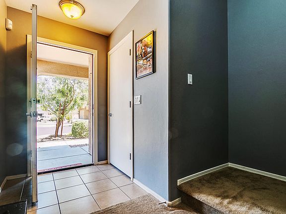 4th image of 2031 W Zabriskie Pointe Dr