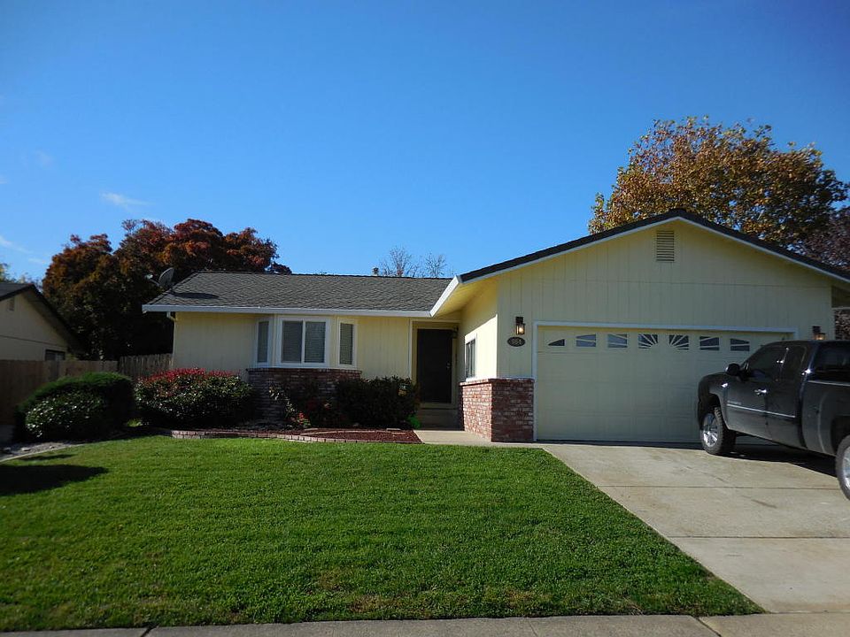 1st image of 964 Grouse Dr