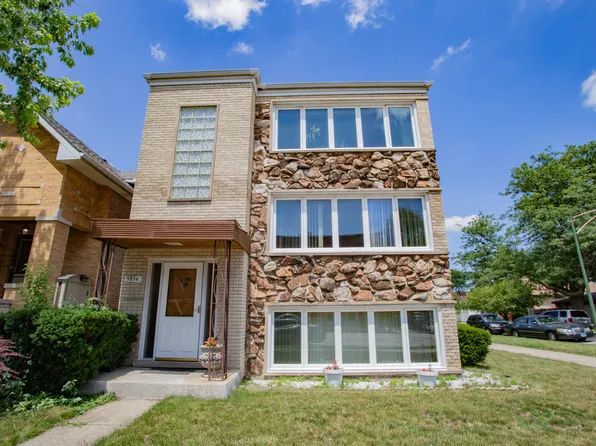 5834 W Foster Ave, Chicago, IL 60630