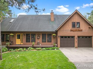 3070 Thirteen Mile Rd NE, Rockford, MI 49341