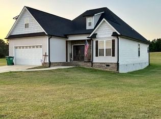 120 Suzannah Ln, Calhoun, GA 30701