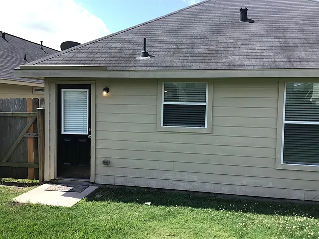 8727 Doskocil Dr — Photo 15