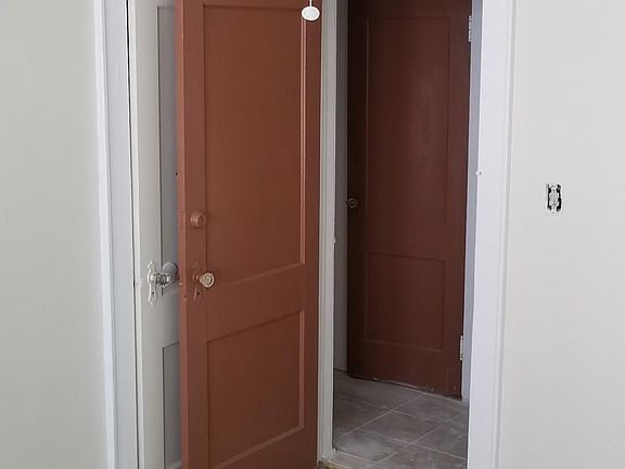 4th image of 58 Telford St #1L