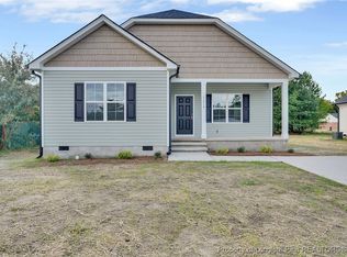1614 Acacia Dr, Fayetteville, NC 28314