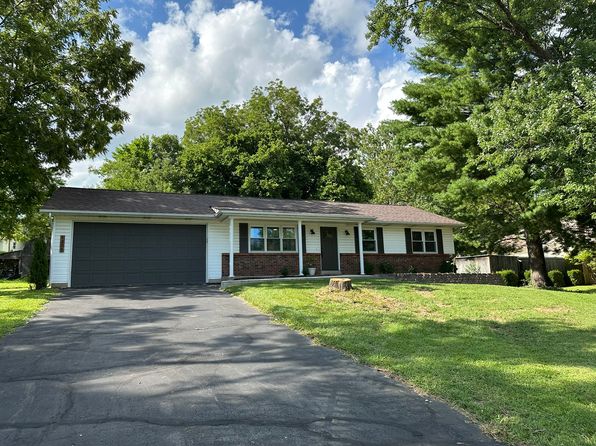 1205 Caroline Dr