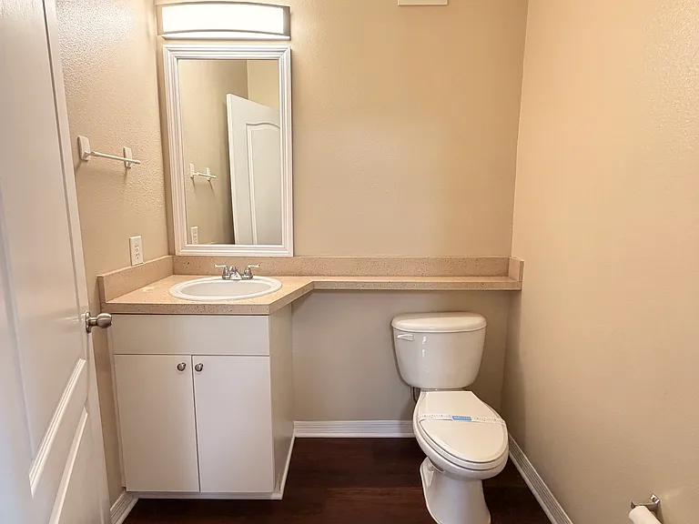 1700 Villa Capri Cir #213 — Photo 5