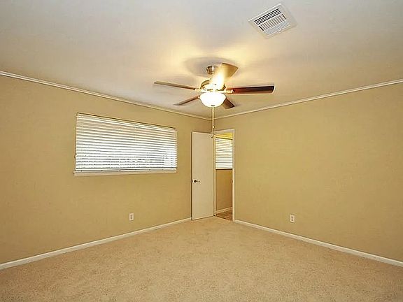 5th image of 11134 Hayslip Ln