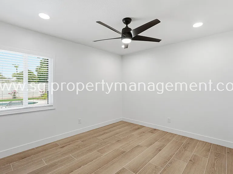 5040 E Columbine Dr — Photo 21