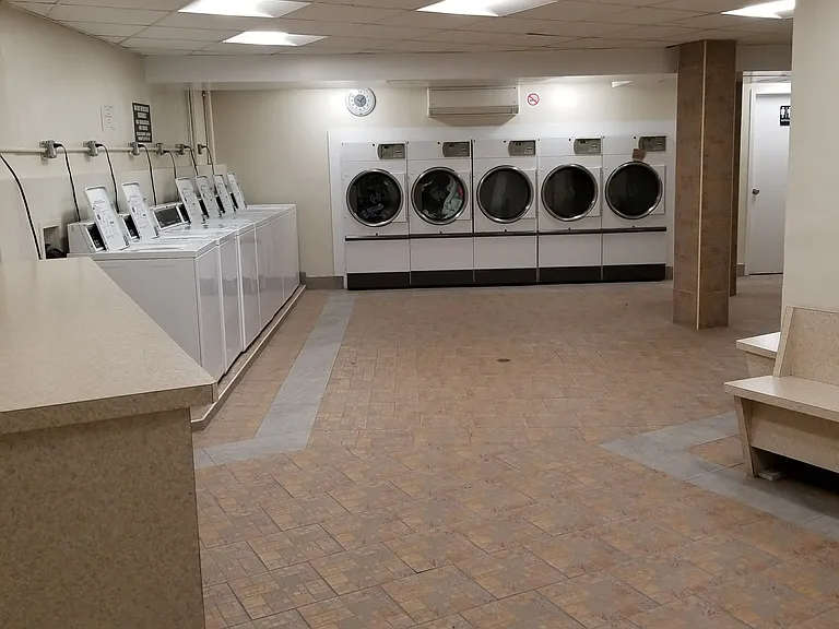 1 74th St #3G — Photo 19