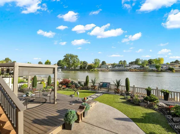 2247 E Blue Lake Ln, Boise, ID 83716