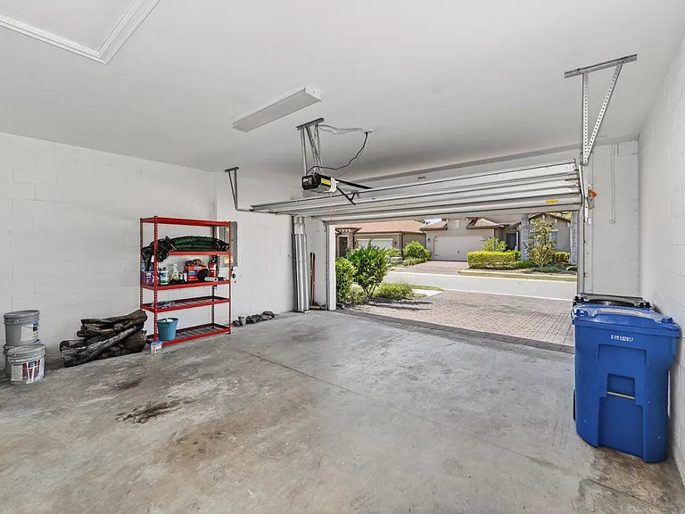 156 Ventosa Pl — Photo 31