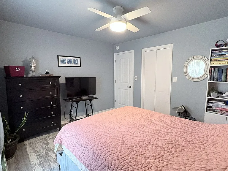 1365 W Twin Springs St — Photo 32