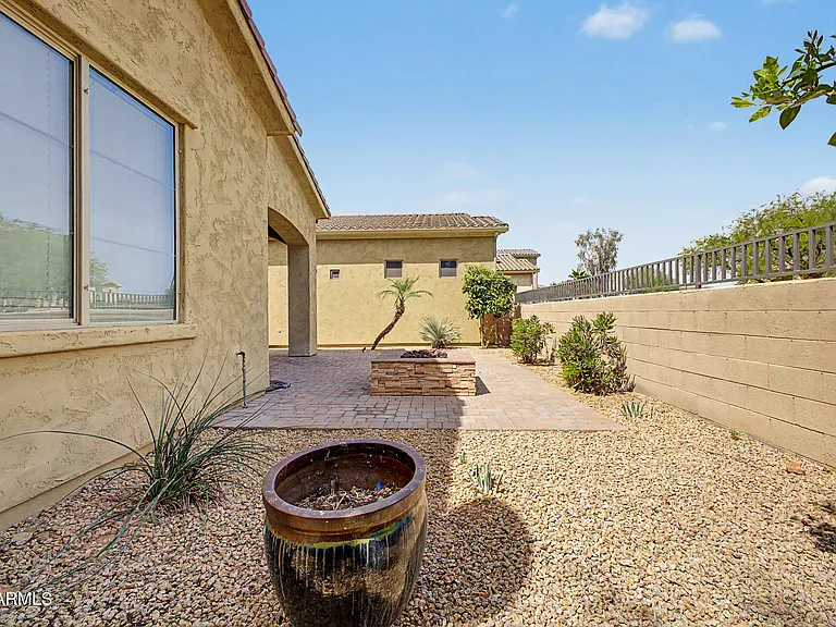 14210 W Harvard St — Photo 49