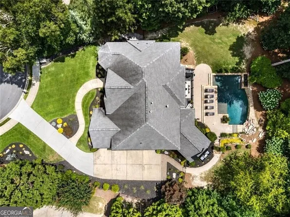 525 Tiverton Ct, Alpharetta, GA 30009