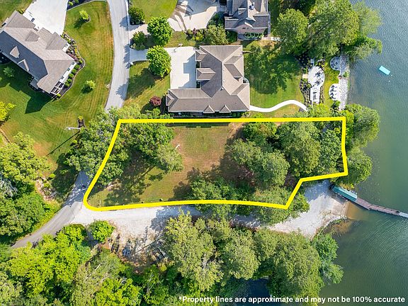 4th image of 7241 Lakeshore Dr