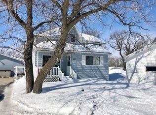 407 S Main St, Badger, MN 56714