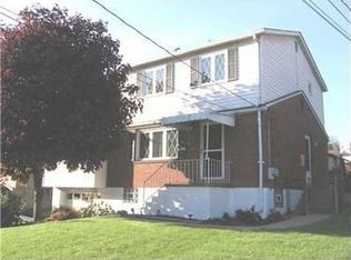 1531 Roosevelt Ave, South Park, PA